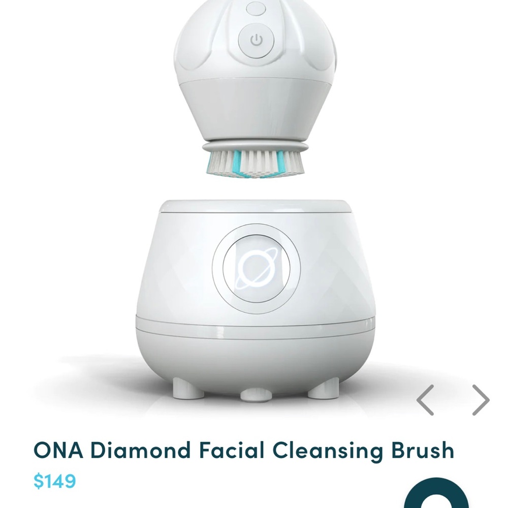 Tao Clean ONA diamond facial cleansing brush